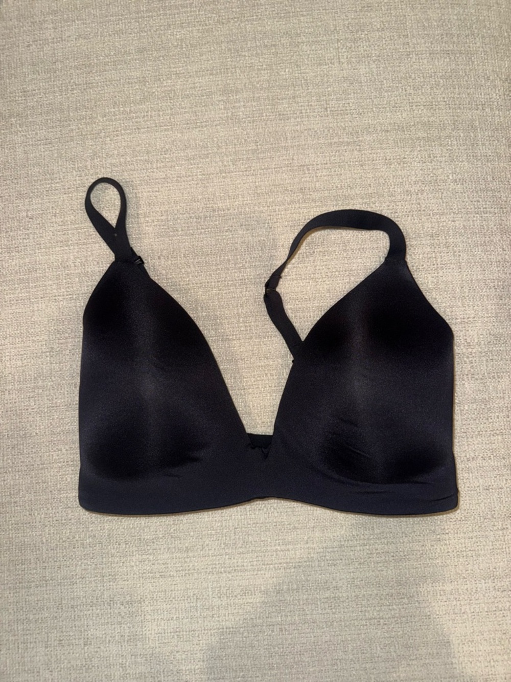 SKIMS Wireless Form T-Shirt Bra